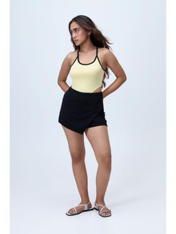 COLOR CAPITAL - Sleek Line Detail Bodysuit Yellow