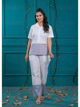 Roohaniyat - Women Embroidered Cotton Co-ord (Set of 2)