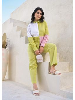 Roohaniyat - Women Cotton Solid Green Co-ord (Set of 2)