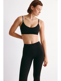 H&M - Women Black Medium Support Sports Bra With Sculptmove