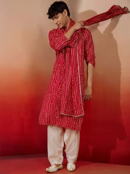 Vastramay - Pink Printed Regular Kurta and Patiala with Dupatta