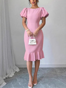 Outzidr - Pink Puff Sleeved Solid Midi Dress