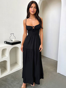 Outzidr - Black Bust Gathering Back Tie Up Flared Maxi Dress