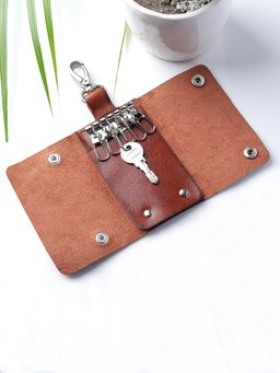 Aditi Wasan - Two Tone Brown Textured Keyholder