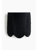 Black color option, Currently selected