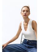 White color option, Currently selected