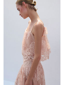 H&M - Women Pink Scalloped Lace Top
