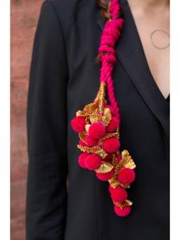 Ziddi - Pink Pom Pom Zozo Parandi