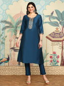 Teal color option, Currently selected