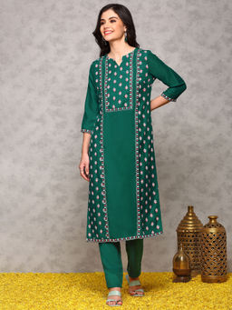 ISHIN - Women Chinon Embroidered Green Kurta with Pant (Set of 2)