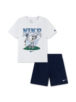 Nike - White Dri Fit Graphic T-Shirt And Shorts