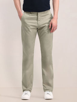 U.S. POLO ASSN. - Green Solid/Plain Mid Rise Straight Fit Chinos