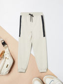 Beige color option, Currently selected