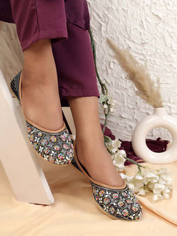 Truffle Collection - Black Embellished Juttis