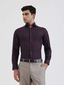 Greenfibre - Men Maroon Checked Slim Fit Formal Shirt