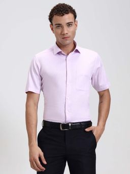 JadeBlue - Men Lavender Textured Formal Shirt
