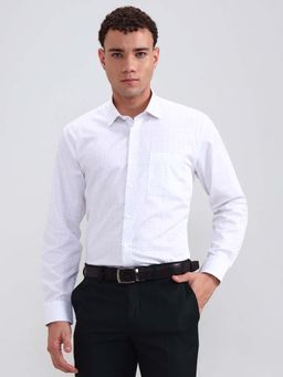JadeBlue - Men Solid White Formal Shirt