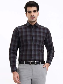 Metal - Men Slim Fit Wine Formal Shirt