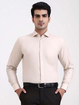 Metal - Men Ivory Slim Fit Solid Formal Shirt