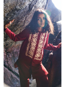 dash and dot - Floral Embroidered Long Shirt