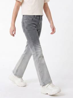 United Colors of Benetton - Grey Solid Flared Fit Jeans
