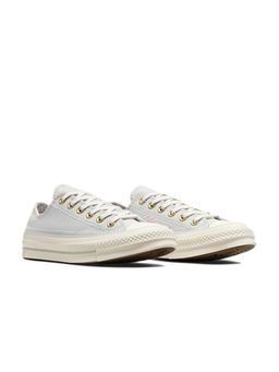 Converse - Unisex Chuck 70 Crafted Stitching Low Top Sneakers