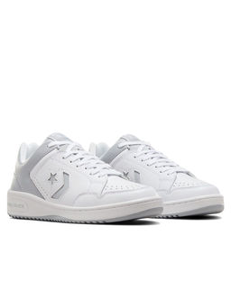 Converse - Unisex Weapon Leather Low Top Sneakers