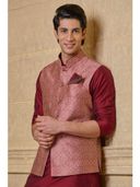 Maroon color option, Currently selected