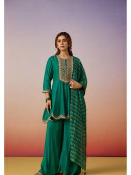 PRATAPSONS HERITAGE - Emerald Green Grace Embellished Peplum Kurta with Palazzo and Dupatta