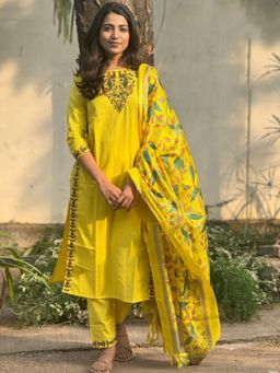 BLACK SCISSOR - Yellow Embroidered Kurta with Pant & Dupatta Set (Set of 3)