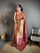 Maroon color option, Currently selected