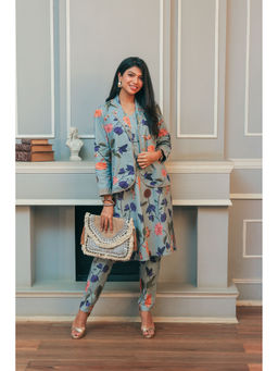 House of Surkh - Printed Blue Jacket With Kurta And Pant (Set of 3)