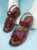 Maroon color option