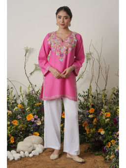 HOUSE OF KARI - Kashmiri Aari Work Cotton Short Kurti - Pink