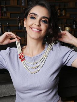 Odette - White And Red Pearl Beaded 3 Layered Chain With Earring (Set of 2)