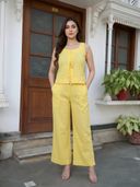Yellow color option, Currently selected