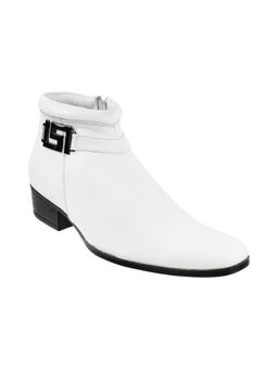 Mochi - Solid White Boots