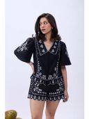 Black color option, Sold out, Currently selected