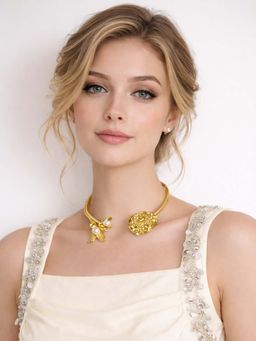 Odette - Golden Alloy Pearl Adjustable Necklace For Women