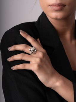 Voylla - Cave Chronicles Peacock Reverie Ring