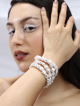 Sohi - Women's The Almyra Multi-Layer Bracelet - Pearl White