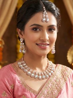 Accessher - Rose Gold Tone Ad Choker Set with Earrings and Maangtikka