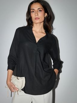 Cove and Lane - Kayla Linen Black Top