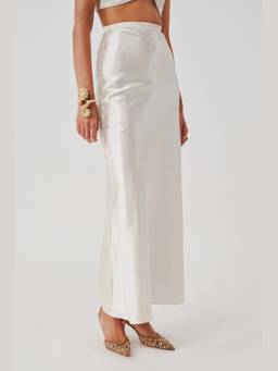 AROKA - Ivory Moony Solid Maxi Skirt