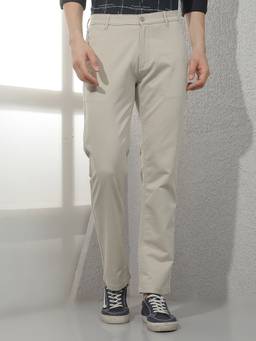CRIMSOUNE CLUB - Men Cream Straight Trousers