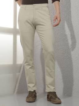 CRIMSOUNE CLUB - Men Beige Solid Trousers