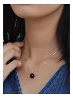 GIVA - Black Pearl Pendant with Sterling Silver Chain