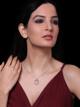 GIVA - 925 Sterling Silver Turtle Pendant with Link Chain for Women