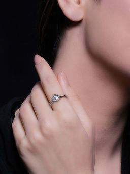 GIVA - 925 Sterling Silver Zircon Blooming Flower Adjustable Ring for Women