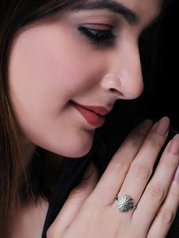 GIVA - 925 Oxidised Silver Flower Adjustable Ring for Women